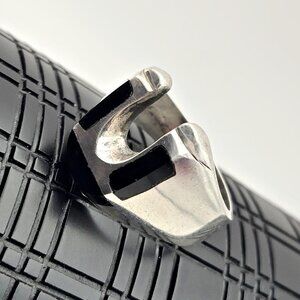 Vintage Taxco Sterling Horseshoe Ring with Black Onyx Inlay – Men’s Size 10.5